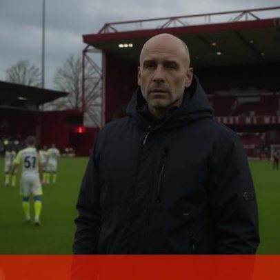 Guardiola reclama com operador de câmara em momento inusitado