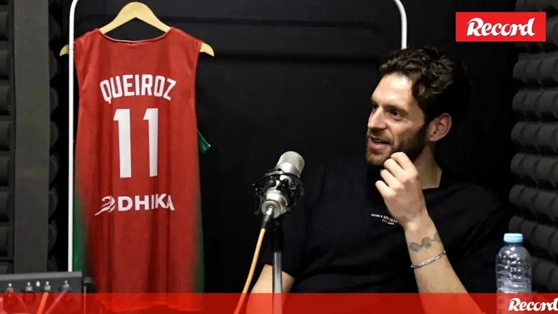 Miguel Queiroz, capitão da equipa de basquetebol do FC Porto e da Seleção Nacional, é o primeiro convidado do 'Dois para um', o podcast conjunto de Record e da Federação Portuguesa de Basquetebol.