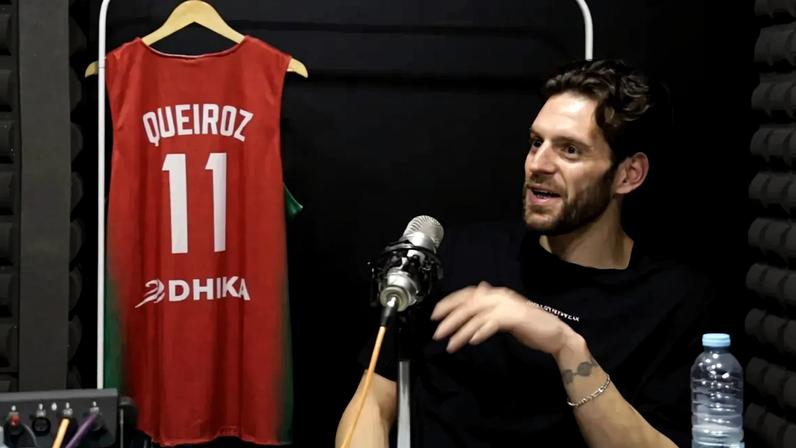 Capitão do FC Porto e da Seleção Nacional é o primeiro convidado do podcast 'Dois para um'
