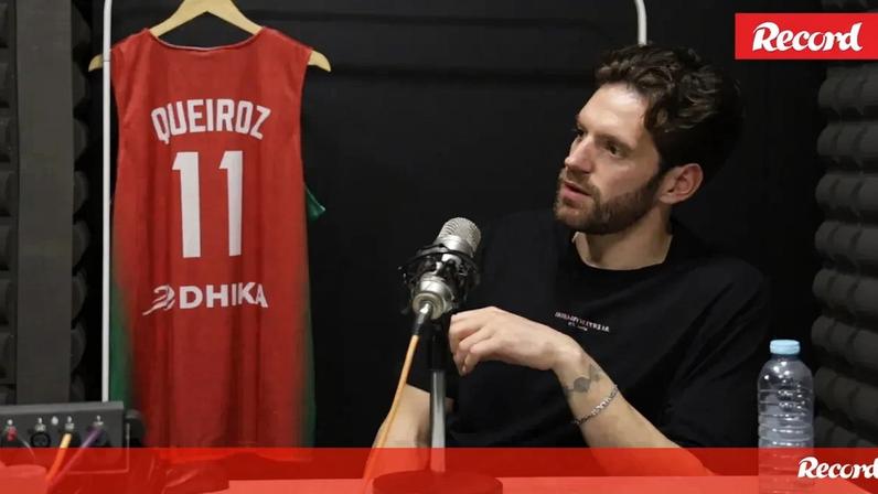 Capitão do FC Porto e da Seleção Nacional é o primeiro convidado do podcast 'Dois para um'