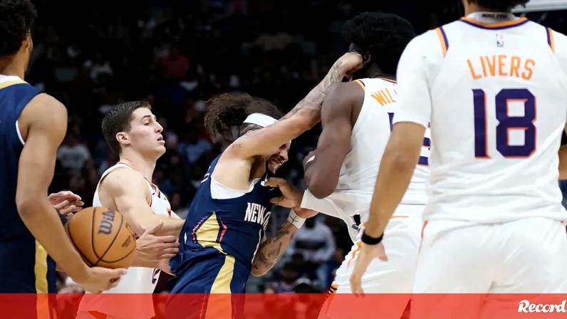 José Alvarado, dos New Orleans Pelicans, e Mark Williams, dos Phoenix Suns, envolveram-se na madrugada deste domingo em cenas de pancadaria num jogo da NBA entre as duas equipas.