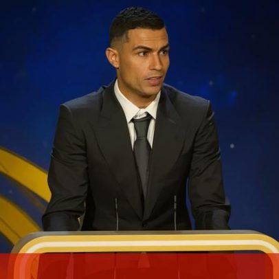 Ronaldo recebe prémio de Melhor Jogador do Médio Oriente