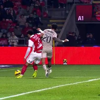 Golo de Dahl anulado impediu vitória do Benfica em Braga; falta de Ríos