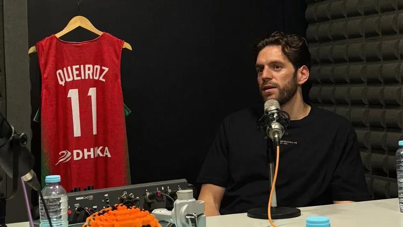 Miguel Queiroz no podcast 'Dois para um': a carreira, as histórias caricatas na Seleção e muitas revelações
