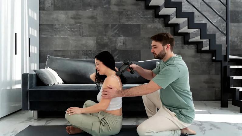 Massagem com pistola Lenovo no Aliexpress: recuperação muscular acessível e avaliada