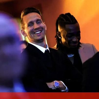 Luuk de Jong volta à Invicta