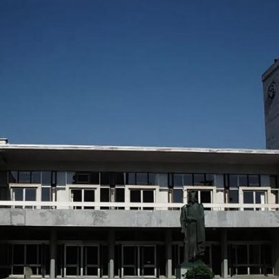 Presidente da Câmara de Santo Tirso decide hoje se é julgado por uso de carro