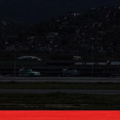 Voos retomados com venezuelanos deportados dos EUA em plena crise