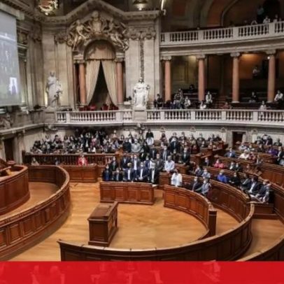 IL critica escutas de conversas banais entre governantes, PSD desconfortável