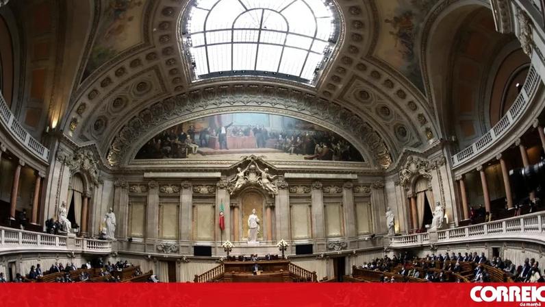 PS pede coragem ao parlamento no pacote sobre deficiência; PSD diz que chega tarde