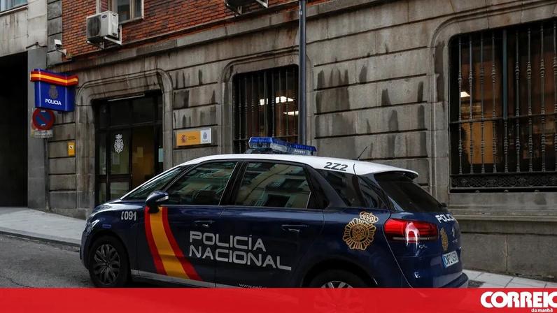 Espanha desmantela célula neonazi que planeava atentados