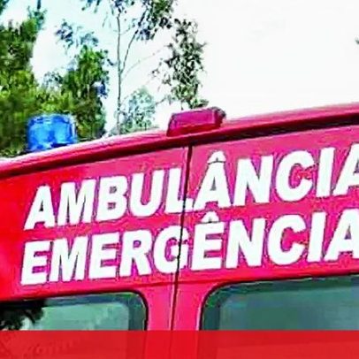 Morte e dois feridos em colisão entre carro e trator em Almeirim