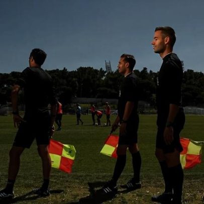 APAF pondera avançar com paragem total dos árbitros