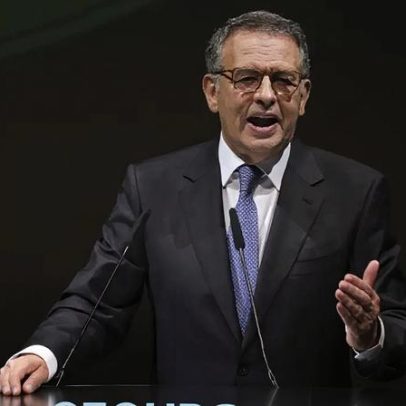 António José Seguro desafia Governo a retirar proposta laboral