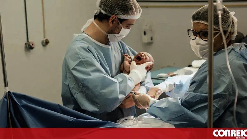 Quatro urgências obstétricas fechadas no sábado e três no domingo