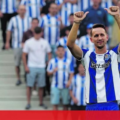 Sucesso na Liga Europa permite ao FC Porto contratar novo avançado
