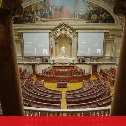 Esquerda critica ofensiva aos trabalhadores; direita vê greve geral extemporânea