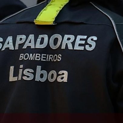 Incêndio em prédio em Lisboa fere quatro pessoas e danifica quatro pisos