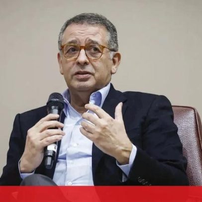 Seguro diz ser o candidato de centro-esquerda capaz de chegar ao segundo turno