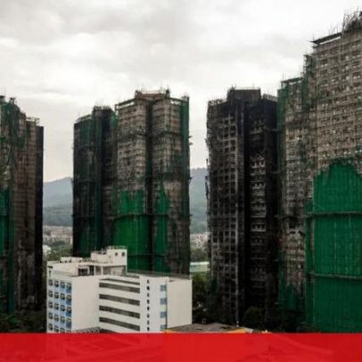 Hong Kong ordena remoção de redes de proteção em obras após incêndio que deixou 159 mortos