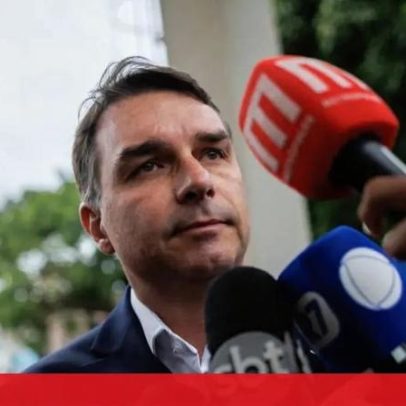 Bolsonaro escolhe Flávio como candidato à presidência em 2026