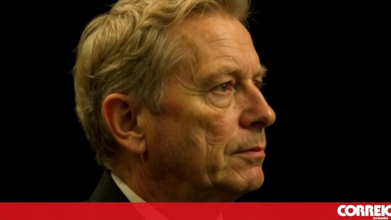 Superlua ilumina a noite em várias partes do mundo; última do ano