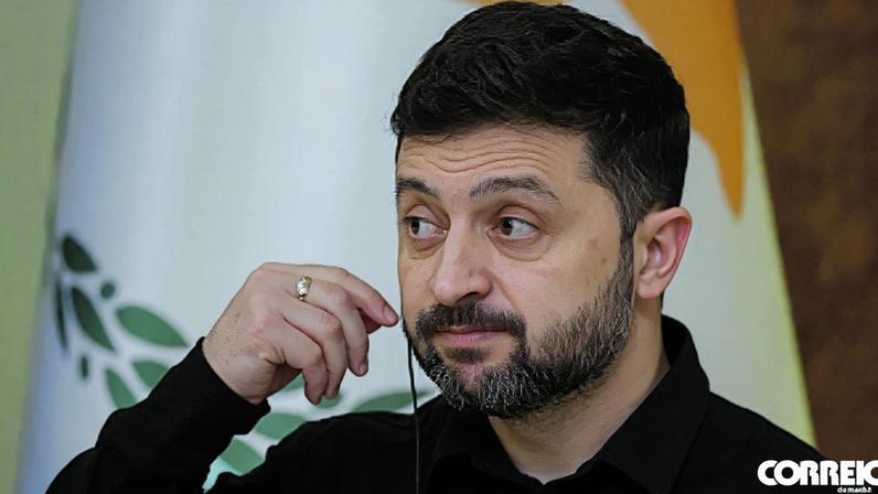 Zelensky admite referendo para ceder a Rússia e EUA propõem zona livre