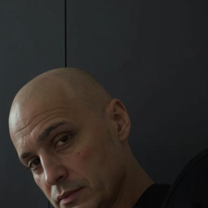 Ângela, 23, enfrenta cancro com pouca esperança, dizem médicos