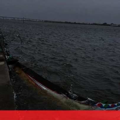 Barco moliceiro afunda na ria de Aveiro com mau tempo