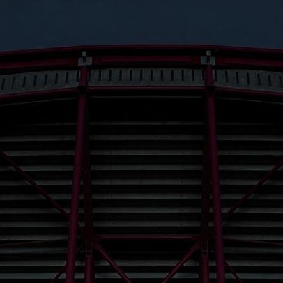 Génio da computação escolhe reforços do Benfica