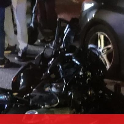 Motociclista fica gravemente ferido após colisão entre dois carros em Gaia