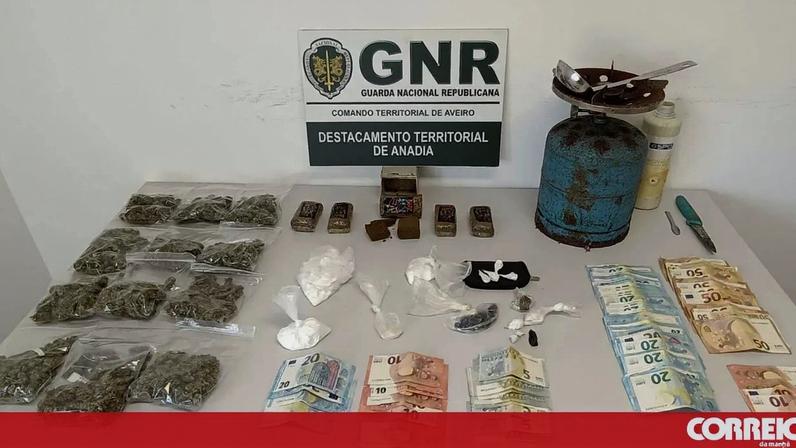 Homem fica em prisão preventiva por suspeita de tráfico de droga na Mealhada – FOTO: Direitos Reservados