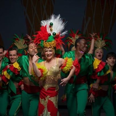 La Féria homenageia Carmen Miranda, entre cansaço e alegria