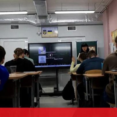Crianças frequentam escola subterrânea em Kharkiv enquanto a guerra continua