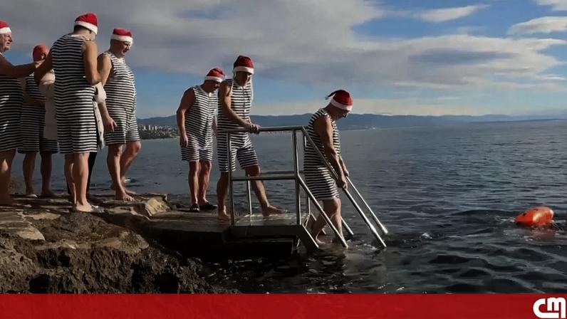 Os membros da Associação Opatija Seagulls mergulham nas águas geladas da costa croata há mais de duas décadas.