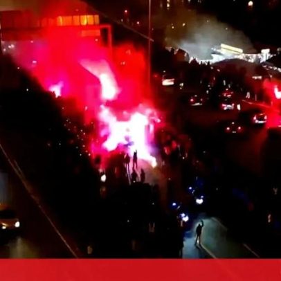 Apoio massivo recebe Benfica na chegada à Luz para dérbi com o Sporting