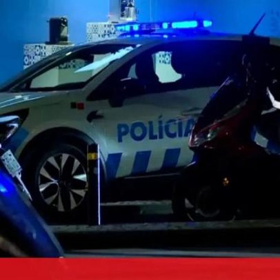 Homem usa pé de cabra para partir montra e assaltar joalharia no Vasco da Gama
