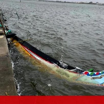Barco moliceiro afunda na ria de Aveiro devido ao mau tempo