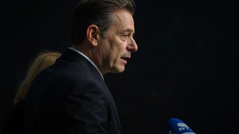 Montenegro diz que o país está a trabalhar e que a greve é minoritária