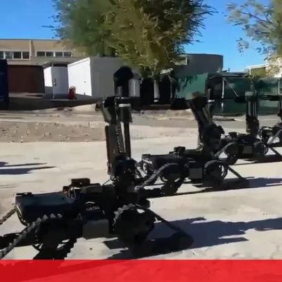 Militares da Guardia Civil recebem quatro novos colegas robôs