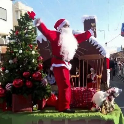 Natal volta a encher as ruas de Nazaré após dois anos de guerra