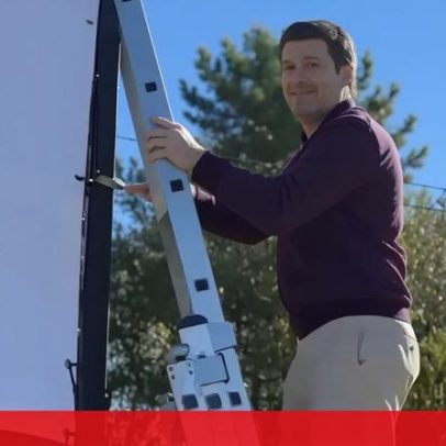 André Ventura lança novo cartaz dirigido a minorias e questiona se já pode ser?