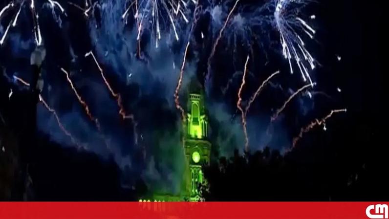 Porto dá as boas-vindas a 2026 na Praça dos Aliados