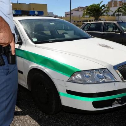 Cinco feridos em colisão entre carro e autocarro em Santa Maria da Feira