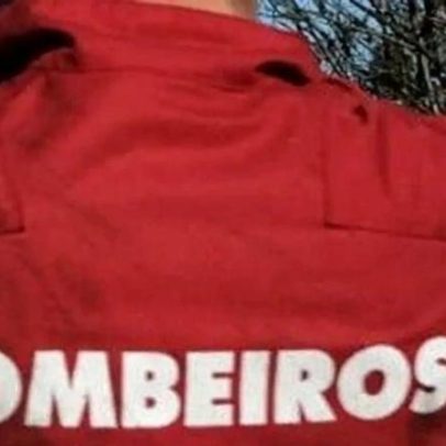 Incêndio em oficina de automóveis em Braga deixa um ferido