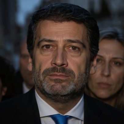 André Ventura admite ter votado em José Sócrates