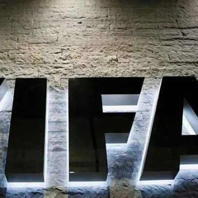 FIFA admite alteração à regra do fora de jogo