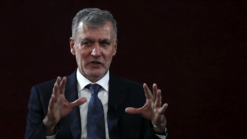 Gouveia e Melo aponta sinais de fadiga da democracia em Portugal