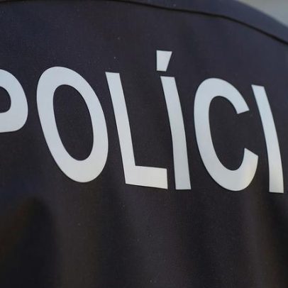 Agentes da PSP agredidos após desacatos em supermercado em VRSA