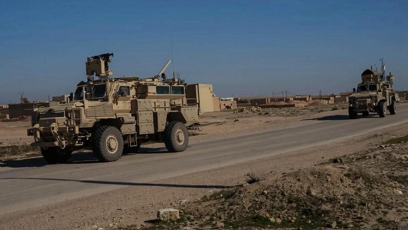 EUA lançam ataques aéreos contra alvos do Daesh na Síria